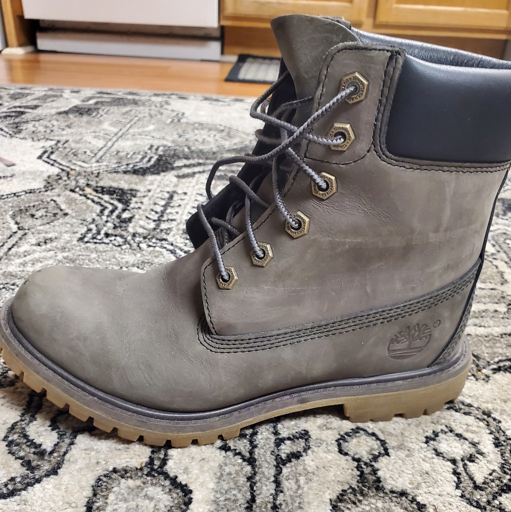 Timberland leather boots